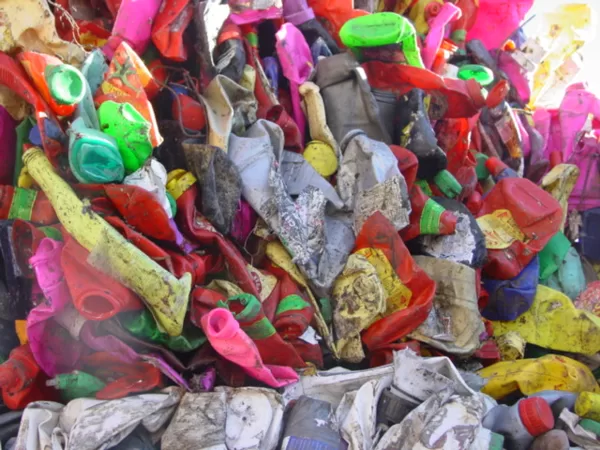 HDPE pudeles